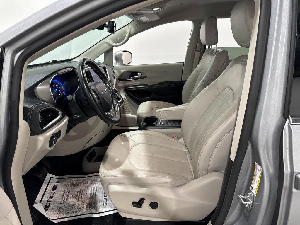 used 2021 Chrysler Pacifica car, priced at $22,992