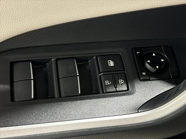 used 2019 Toyota RAV4 Hybrid car, priced at $25,864