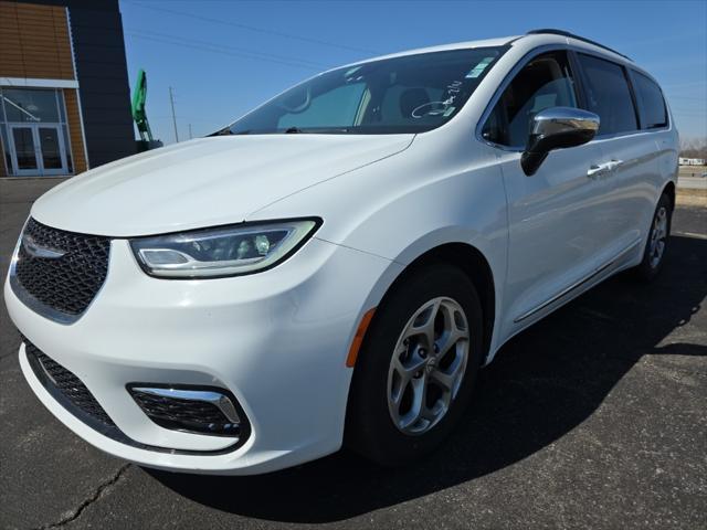 used 2023 Chrysler Pacifica car, priced at $30,998