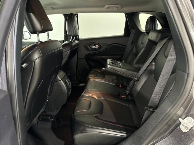 used 2022 Jeep Cherokee car, priced at $22,987