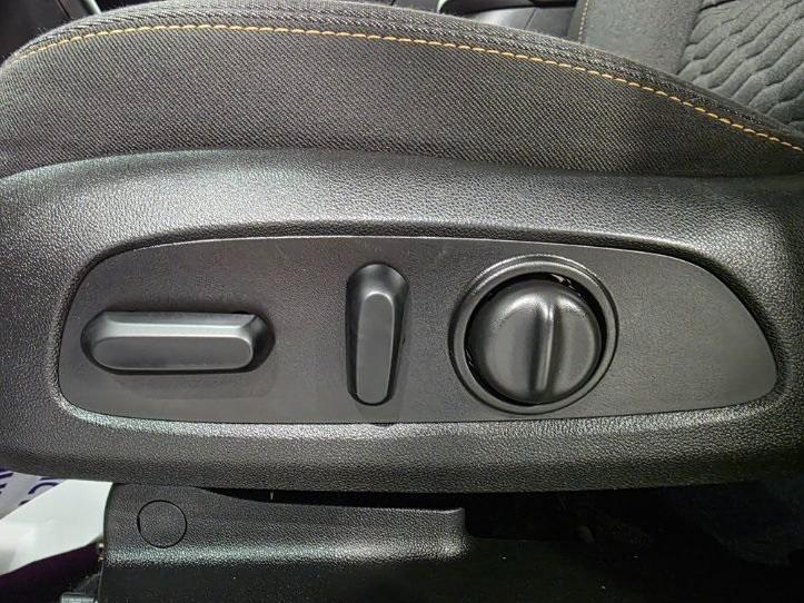 used 2019 Chevrolet Equinox car, priced at $13,670