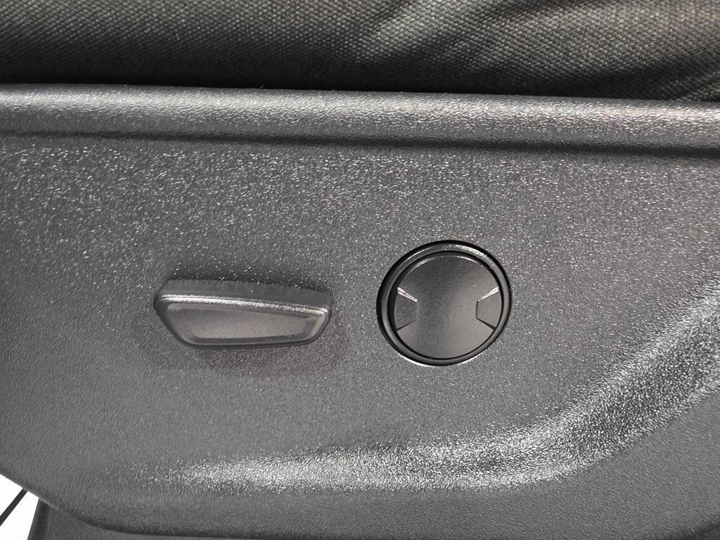 used 2022 Ford F-150 car, priced at $37,920