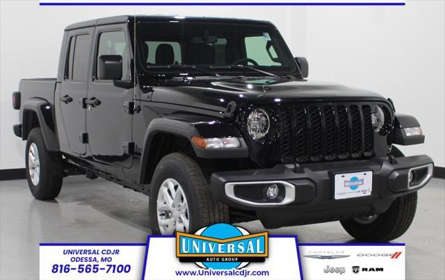 new 2023 Jeep Gladiator car, priced at $36,985