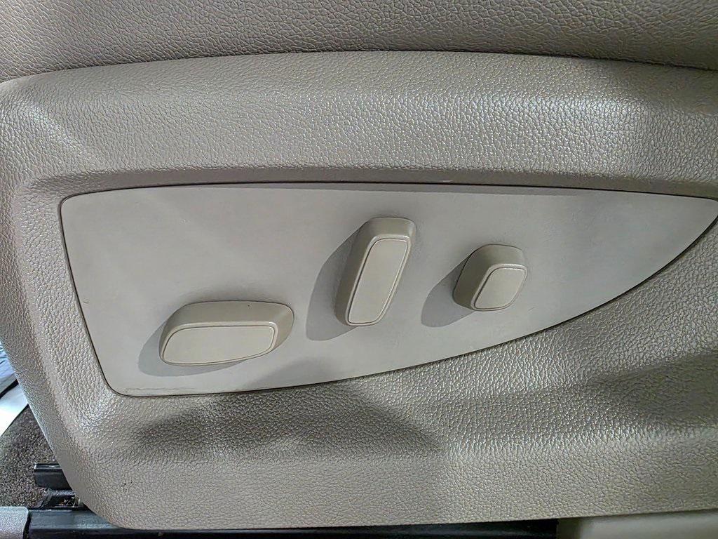 used 2018 Chevrolet Silverado 1500 car, priced at $31,554