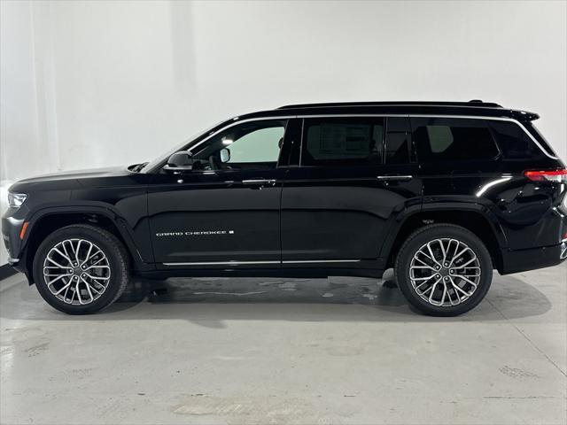 new 2025 Jeep Grand Cherokee L car, priced at $60,006
