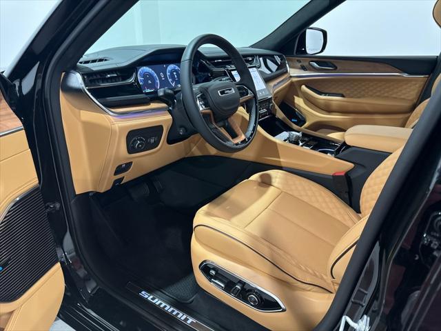 new 2025 Jeep Grand Cherokee L car, priced at $60,006