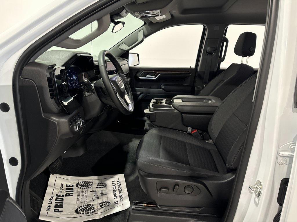 used 2023 GMC Sierra 1500 car, priced at $39,984
