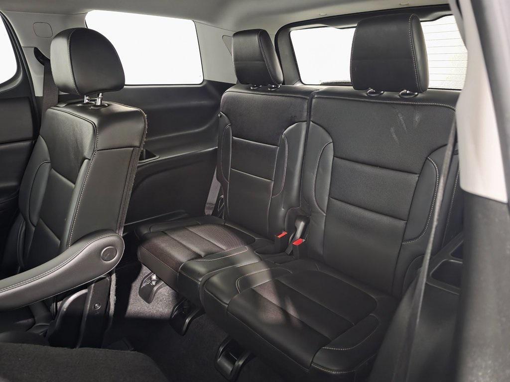 used 2023 GMC Acadia car, priced at $30,950