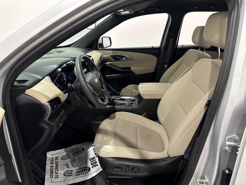 used 2022 Chevrolet Traverse car, priced at $21,360