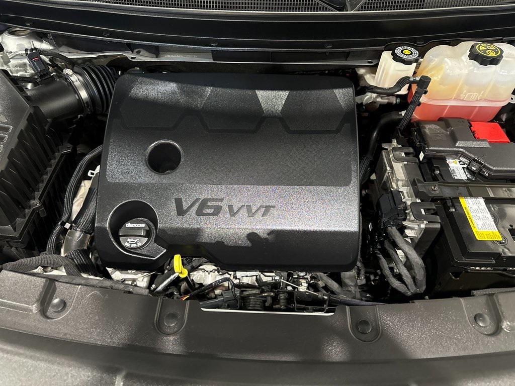 used 2022 Chevrolet Traverse car, priced at $21,360