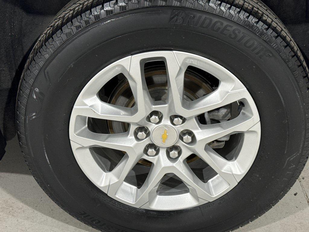 used 2022 Chevrolet Traverse car, priced at $21,360