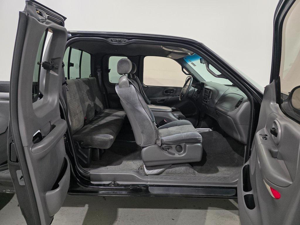 used 2001 Ford F-150 car, priced at $7,984