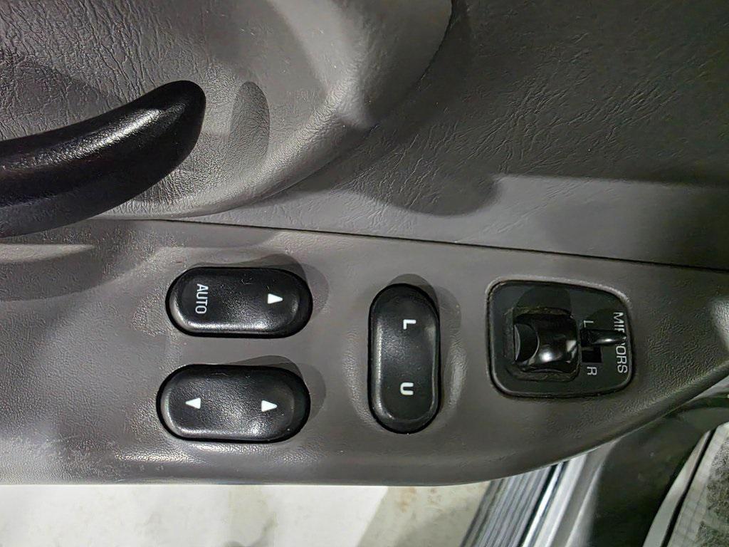 used 2001 Ford F-150 car, priced at $7,984