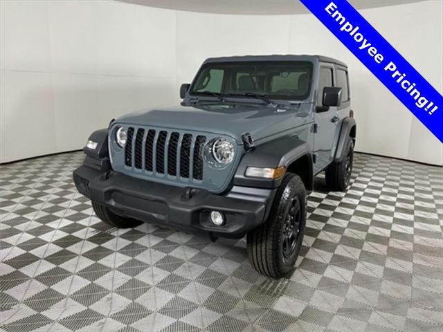 new 2025 Jeep Wrangler car, priced at $43,289