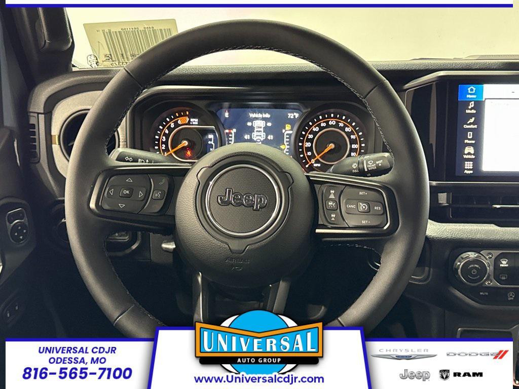 new 2025 Jeep Wrangler car, priced at $41,089