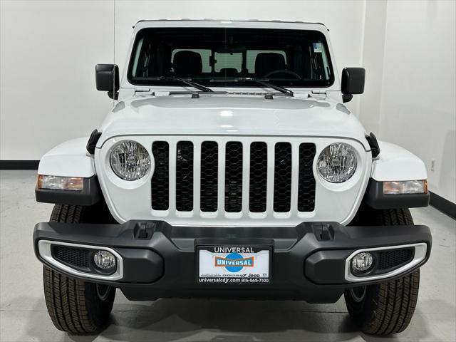 new 2023 Jeep Gladiator car, priced at $40,996