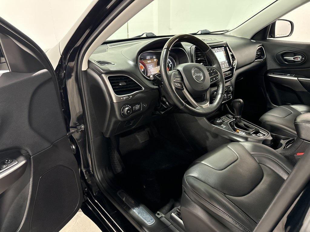 used 2019 Jeep Cherokee car, priced at $20,650