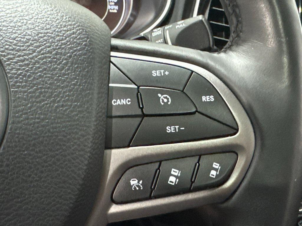 used 2019 Jeep Cherokee car, priced at $20,650