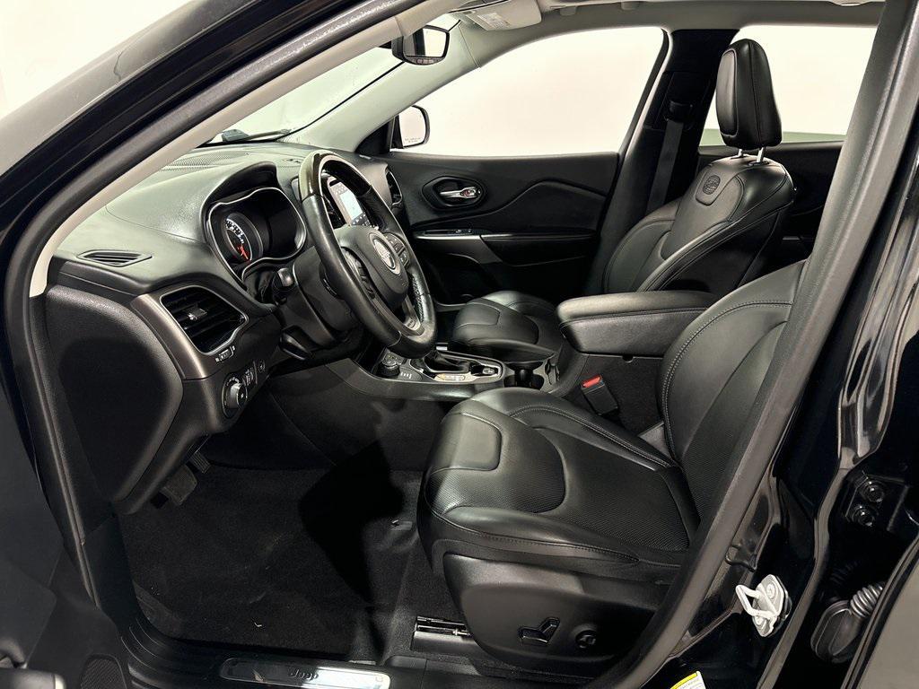 used 2019 Jeep Cherokee car, priced at $20,650