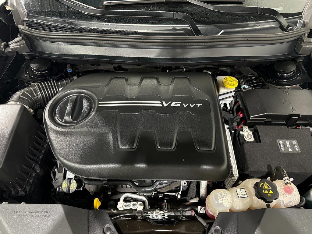 used 2019 Jeep Cherokee car, priced at $20,650