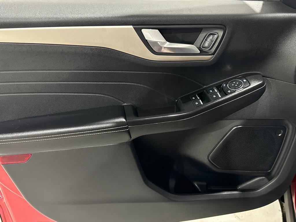 used 2022 Ford Escape car, priced at $20,984