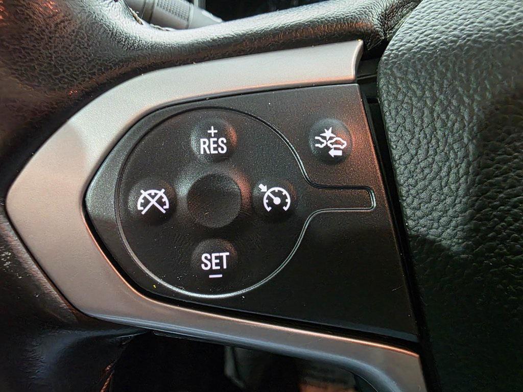 used 2022 Chevrolet Colorado car, priced at $18,550