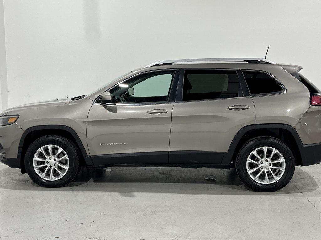used 2019 Jeep Cherokee car, priced at $13,945