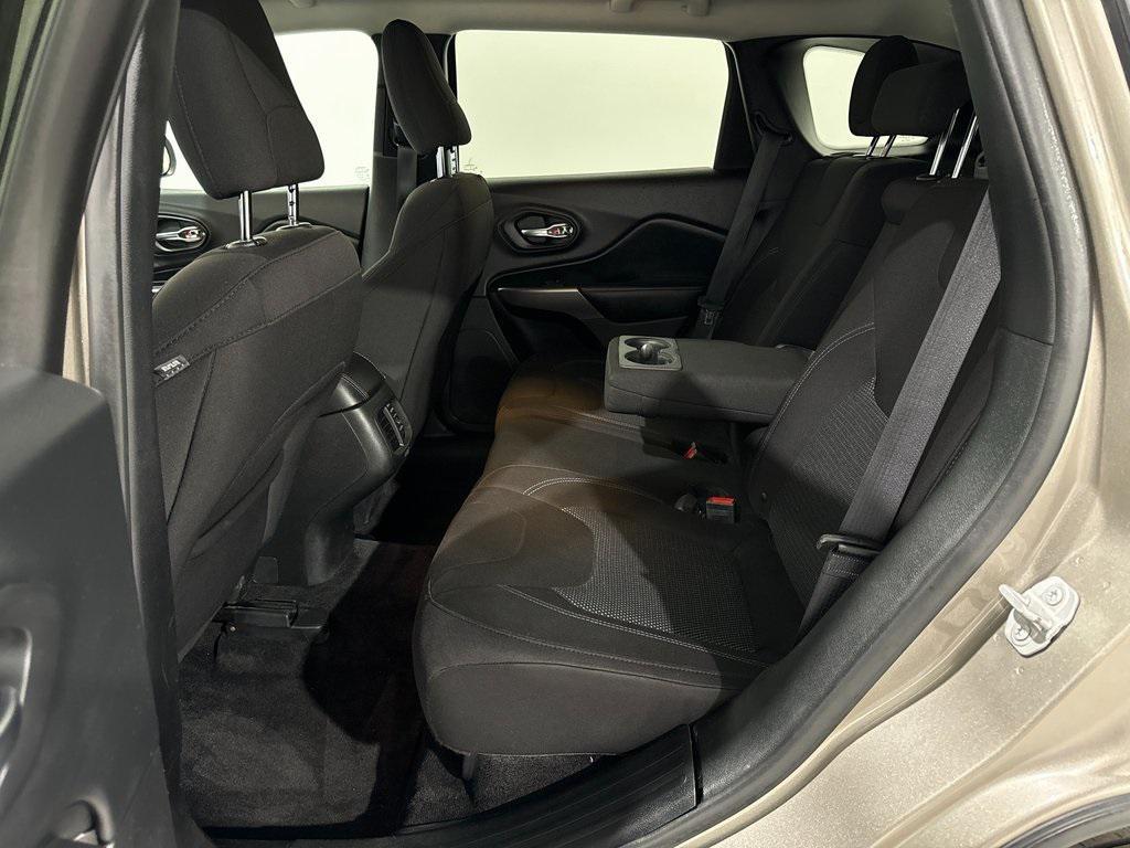 used 2019 Jeep Cherokee car, priced at $13,945