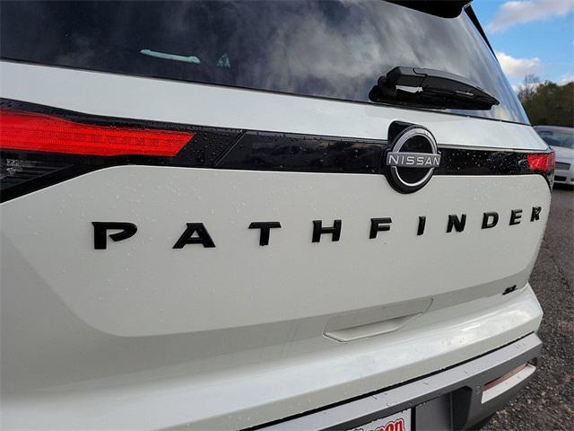 new 2024 Nissan Pathfinder car, priced at $40,927