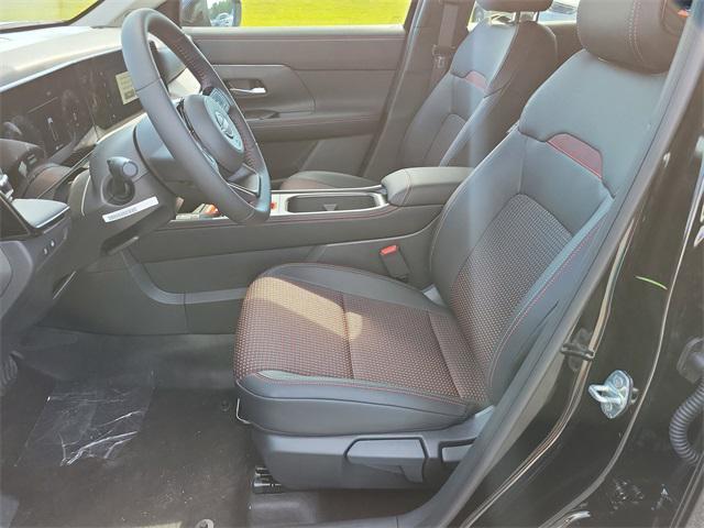 new 2025 Nissan Kicks car, priced at $28,879