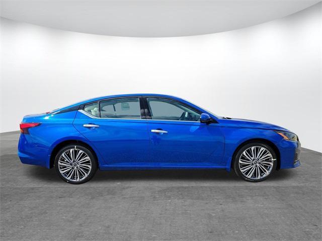 new 2025 Nissan Altima car, priced at $34,058