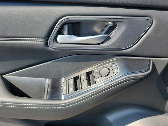 new 2025 Nissan Rogue car, priced at $31,329