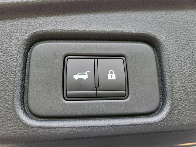 new 2025 Nissan Pathfinder car, priced at $49,977