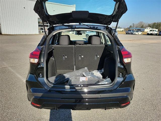 new 2025 Nissan Kicks car, priced at $23,149
