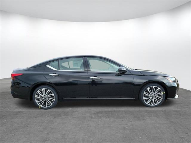 new 2025 Nissan Altima car, priced at $32,987