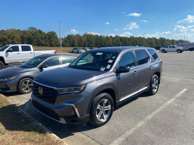 used 2023 Honda Pilot car, priced at $35,655