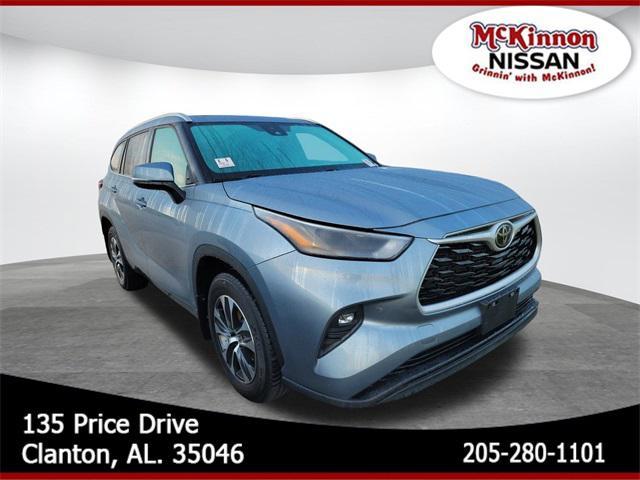 used 2023 Toyota Highlander car, priced at $39,150