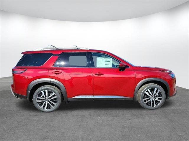 new 2025 Nissan Pathfinder car, priced at $48,634