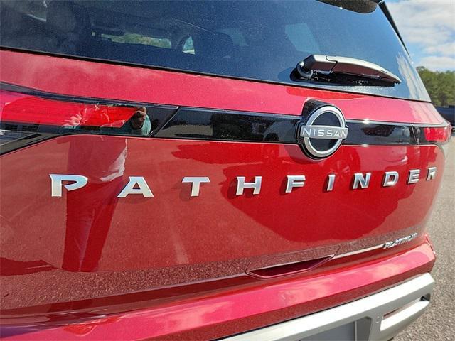 new 2025 Nissan Pathfinder car, priced at $48,634