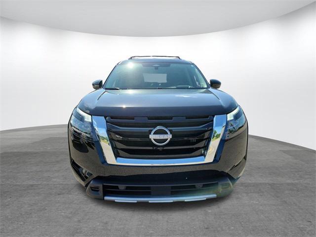 new 2025 Nissan Pathfinder car, priced at $50,654