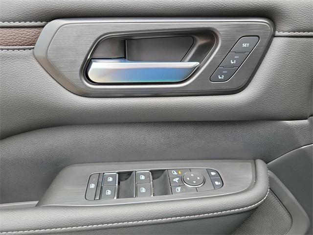 new 2025 Nissan Armada car, priced at $62,386