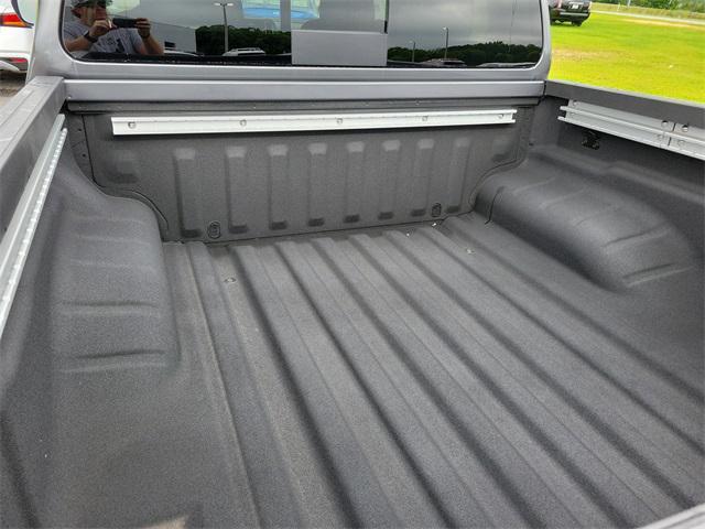 new 2025 Nissan Frontier car, priced at $35,453