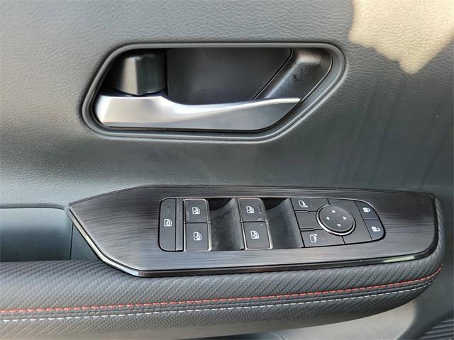 new 2025 Nissan Kicks car, priced at $26,622