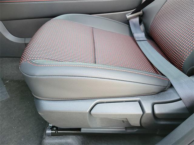 new 2025 Nissan Kicks car, priced at $26,622