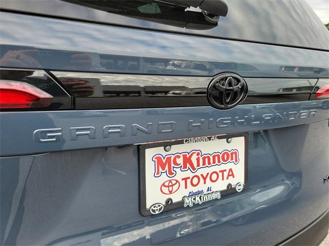 used 2025 Toyota Grand Highlander Hybrid car, priced at $54,135