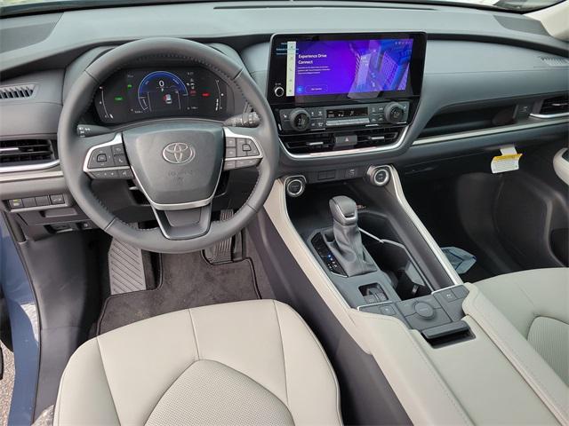 used 2025 Toyota Grand Highlander Hybrid car, priced at $54,135