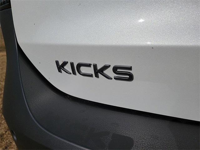 new 2025 Nissan Kicks car, priced at $27,230