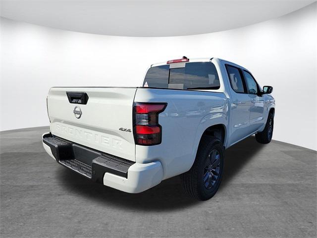 new 2025 Nissan Frontier car, priced at $38,017