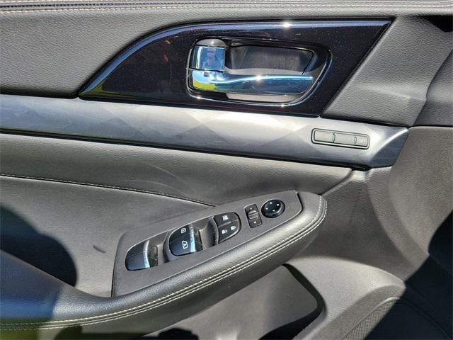 used 2023 Nissan Maxima car, priced at $32,995