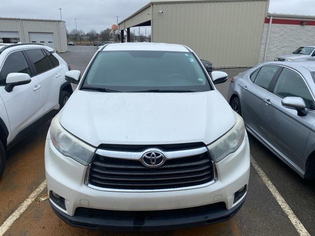 used 2016 Toyota Highlander car, priced at $17,902